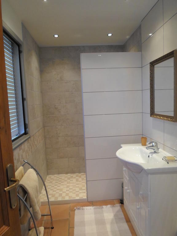 Chambre D'Hotes Villa Chenes-Pierres Mollans-sur-Ouveze Room photo
